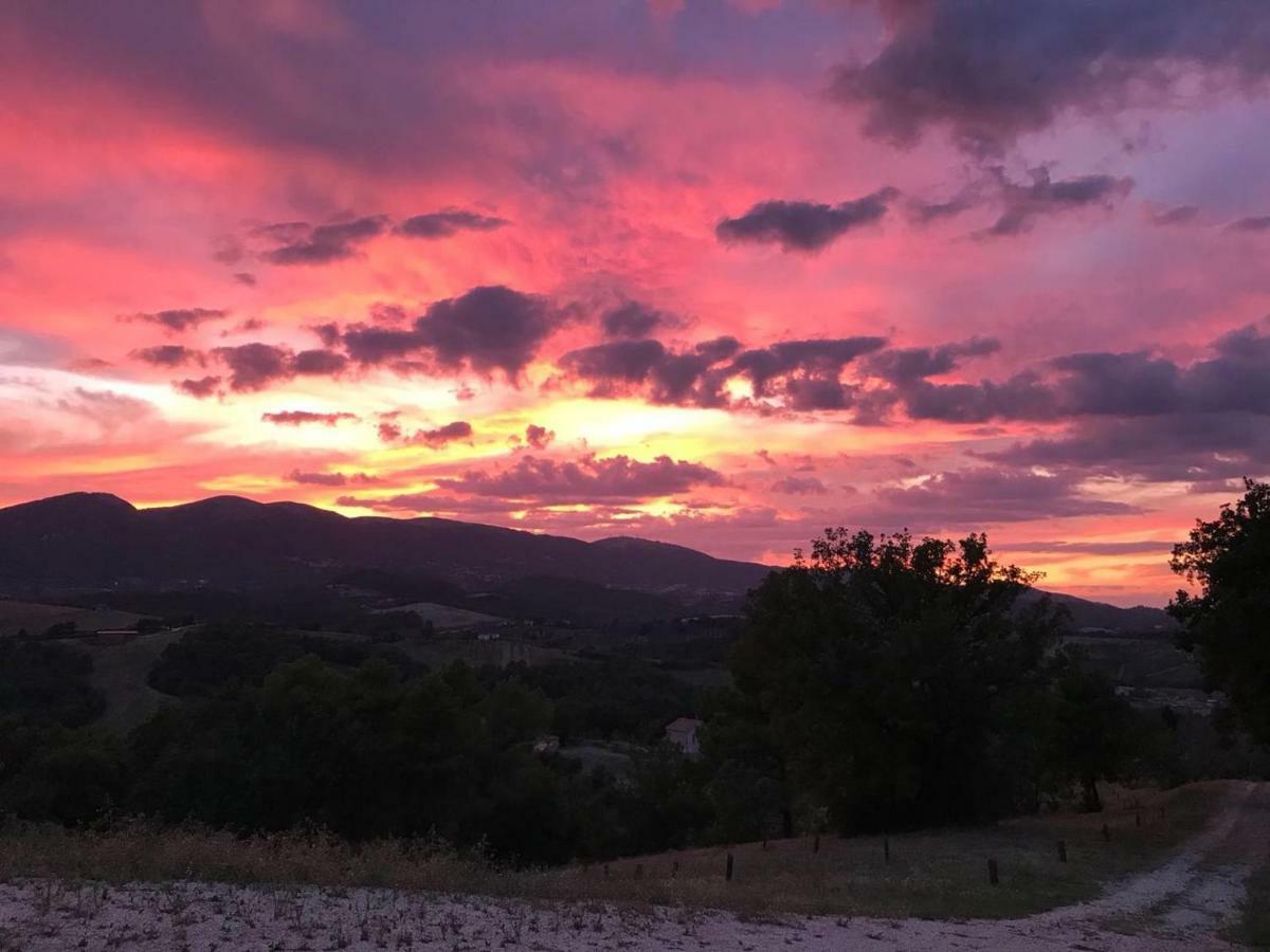 Casale Fusco Villa Spoleto Dış mekan fotoğraf